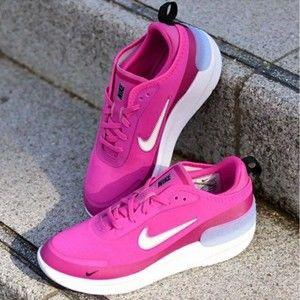 Nike 10 US Sneakers Hot Pink White Black Womens Tennis Shoes Running Comfort